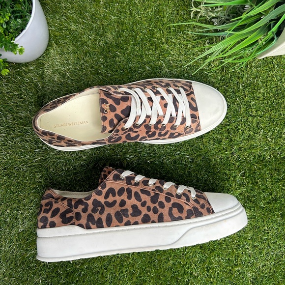 STUART WEITZMAN
 Sammy Low Top Sneaker
Cheetah Suede women size 10 like new - Picture 4 of 16